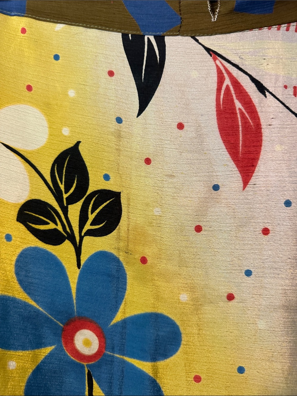 Reversible Wrap Skirt with Multicolor Abstract Print - Picture 6 of 6